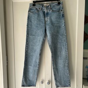 LEVI’S “Wedgie Straight” Light Blue Denim (27)